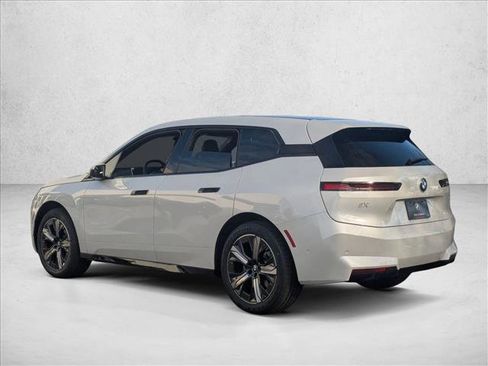 New 2026 BMW iX xDrive60 image 9