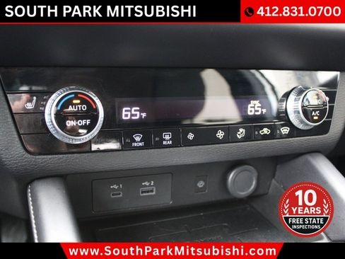 Used 2024 Mitsubishi Outlander Ralliart AWD/4WD image 25