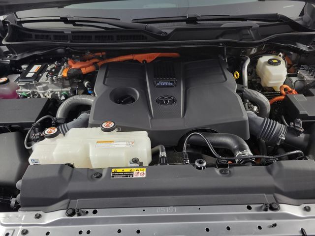Used 2024 Toyota Tundra Platinum RWD image 13
