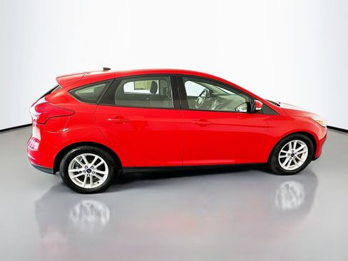 Used 2017 Ford Focus SE FWD image 8
