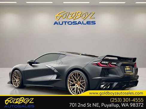 Used 2022 Chevrolet Corvette Stingray Premium Cpe w/ Z51 Performance Package image 9