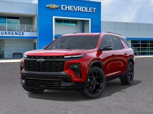 New 2026 Chevrolet Traverse RS w/ LPO, Floor Liner Package FWD image 36