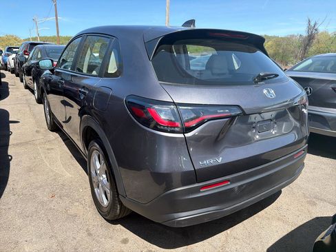 Used 2024 Honda HR-V LX image 11