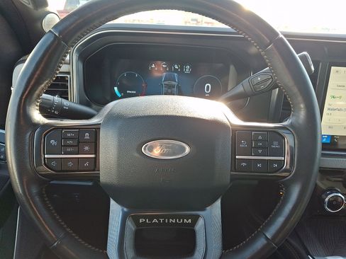 Certified 2023 Ford F350 Platinum image 26
