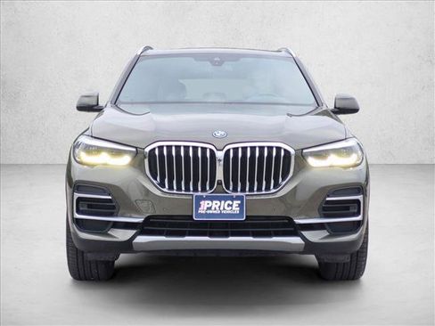 Used 2022 BMW X5 xDrive45e w/ Climate Comfort Package AWD/4WD image 2