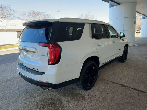 Certified 2023 GMC Yukon Denali image 8