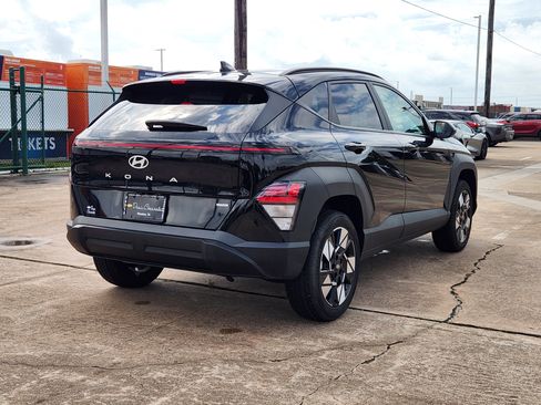Used 2025 Hyundai Kona SEL AWD/4WD image 6