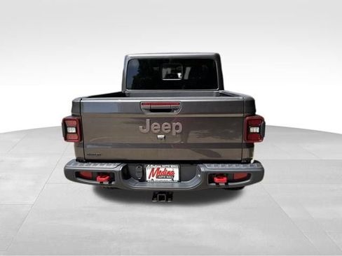 Used 2021 Jeep Gladiator Rubicon AWD/4WD image 6