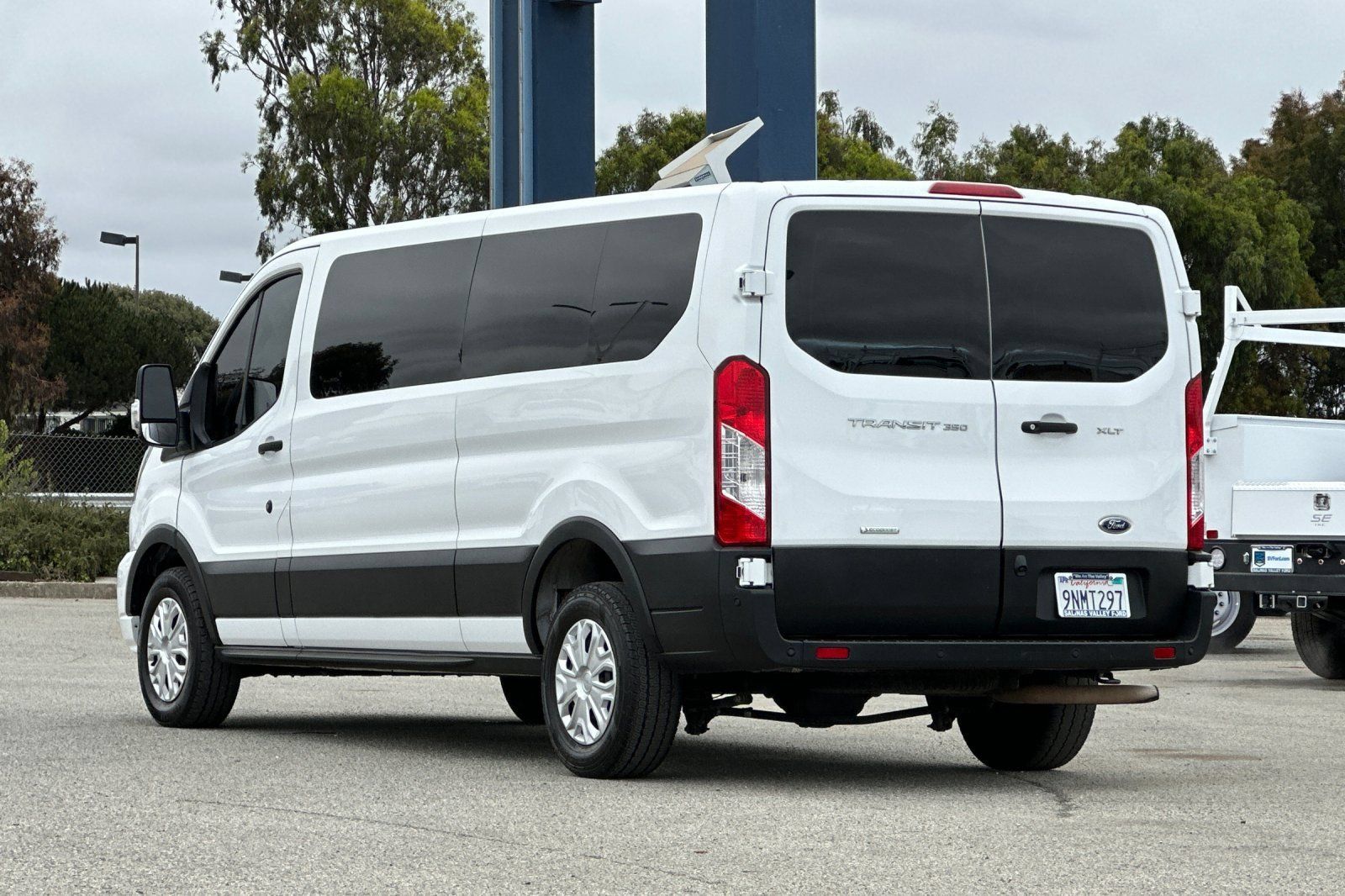 Used 2023 Ford Transit 350 XLT RWD image 6