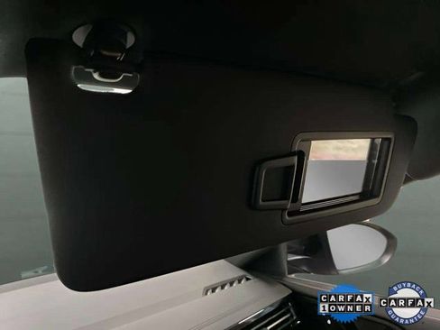 Used 2025 Volkswagen Jetta Sport image 59