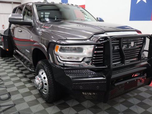 Used 2022 RAM 3500 Laramie AWD/4WD image 24
