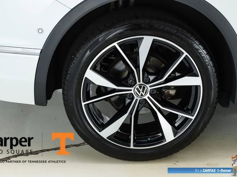 Used 2024 Volkswagen Tiguan SEL R-Line AWD/4WD image 13