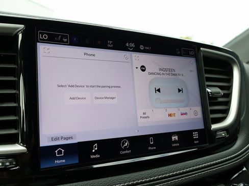 New 2026 Chrysler Pacifica Select FWD image 36
