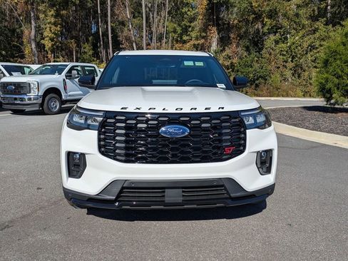 New 2026 Ford Explorer ST w/ Sun And Sound Package image 9