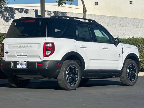 New 2025 Ford Bronco Sport Outer Banks w/ Outer Banks Tech Package+ image 4