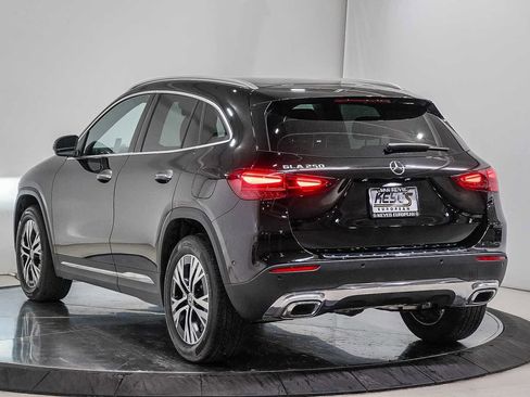 Used 2025 Mercedes-Benz GLA 250 image 6