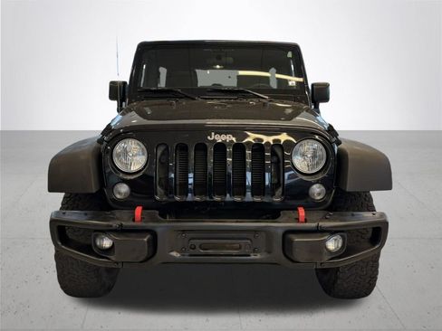 Used 2016 Jeep Wrangler Unlimited Sport w/ Max Tow Package AWD/4WD image 3