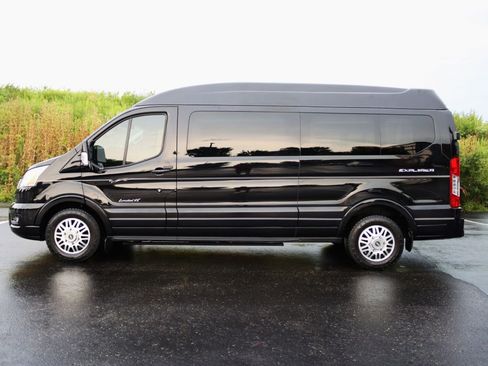 Used 2021 Ford Transit 150 Low Roof AWD image 6