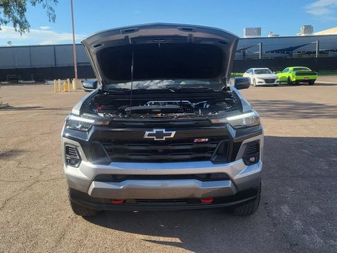 Used 2024 Chevrolet Colorado Z71 w/ Z71 Convenience Package 2 AWD/4WD image 37