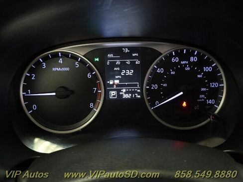 Used 2019 Nissan Kicks S FWD image 22