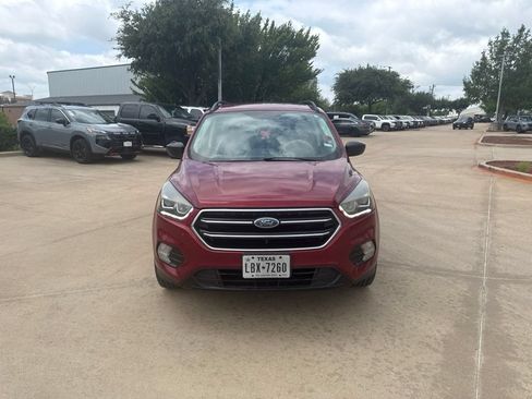 Used 2018 Ford Escape SE w/ SE Sport Appearance Package AWD/4WD image 8