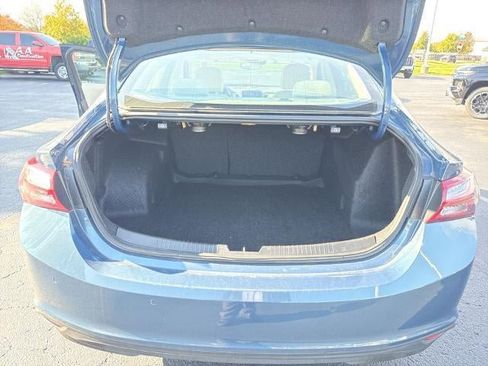Used 2024 Chevrolet Malibu LT image 26