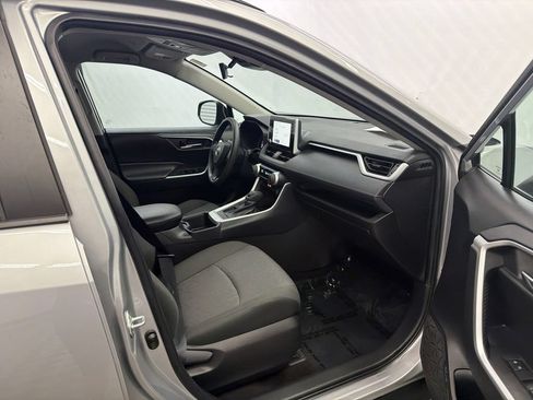 Used 2023 Toyota RAV4 XLE FWD image 14