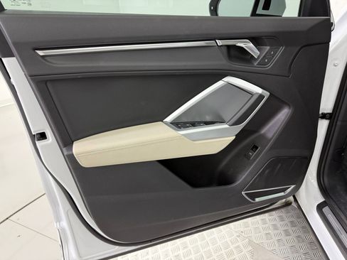 Used 2019 Audi Q3 2.0T Premium Plus image 24