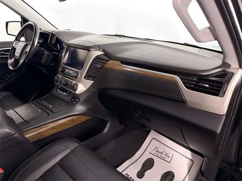 Used 2020 GMC Yukon XL Denali image 30