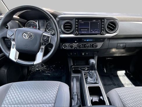 Used 2023 Toyota Tacoma SR5 w/ Technology Package AWD/4WD image 15