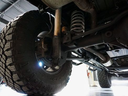 Used 2012 Jeep Wrangler Unlimited Sahara w/ Connectivity Group image 91