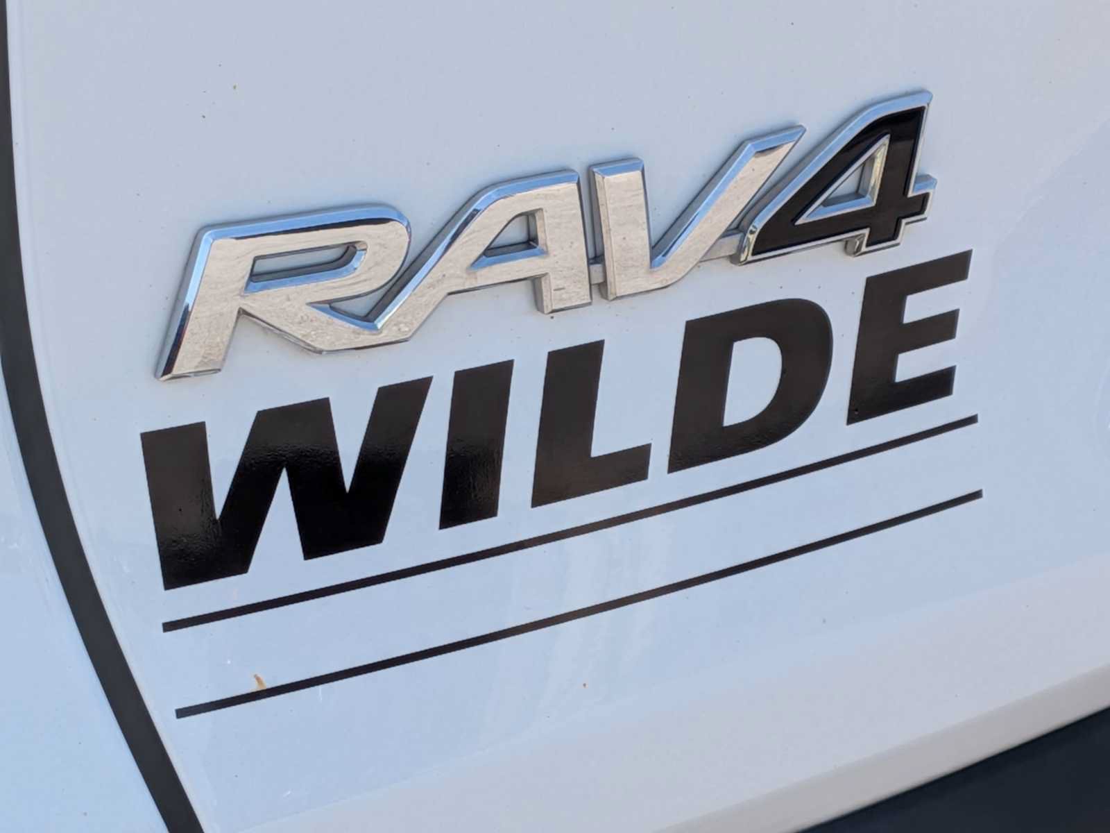 Used 2023 Toyota RAV4 XLE AWD/4WD image 11