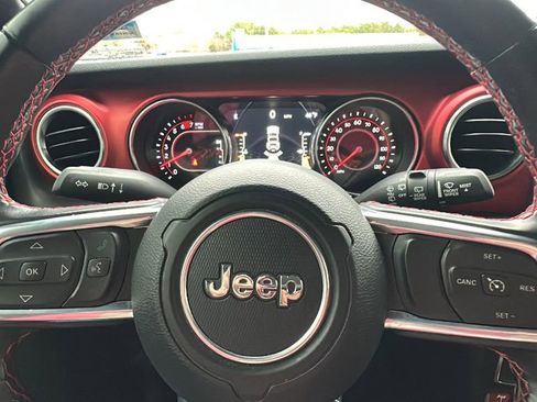 Used 2021 Jeep Wrangler Unlimited Rubicon image 20