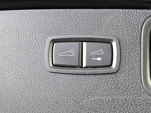 Used 2018 Porsche Macan S AWD/4WD image 13