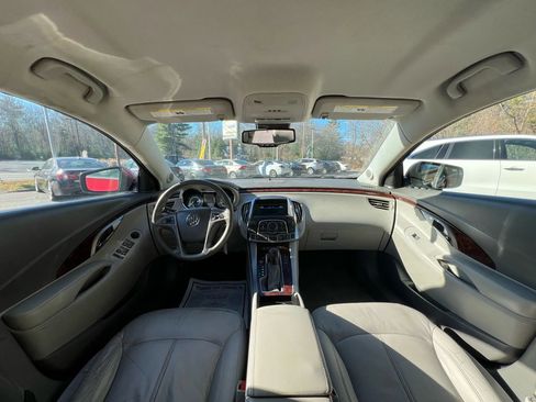 Used 2010 Buick LaCrosse CXL image 45