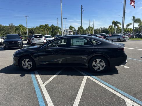 New 2026 Hyundai Sonata SEL image 9