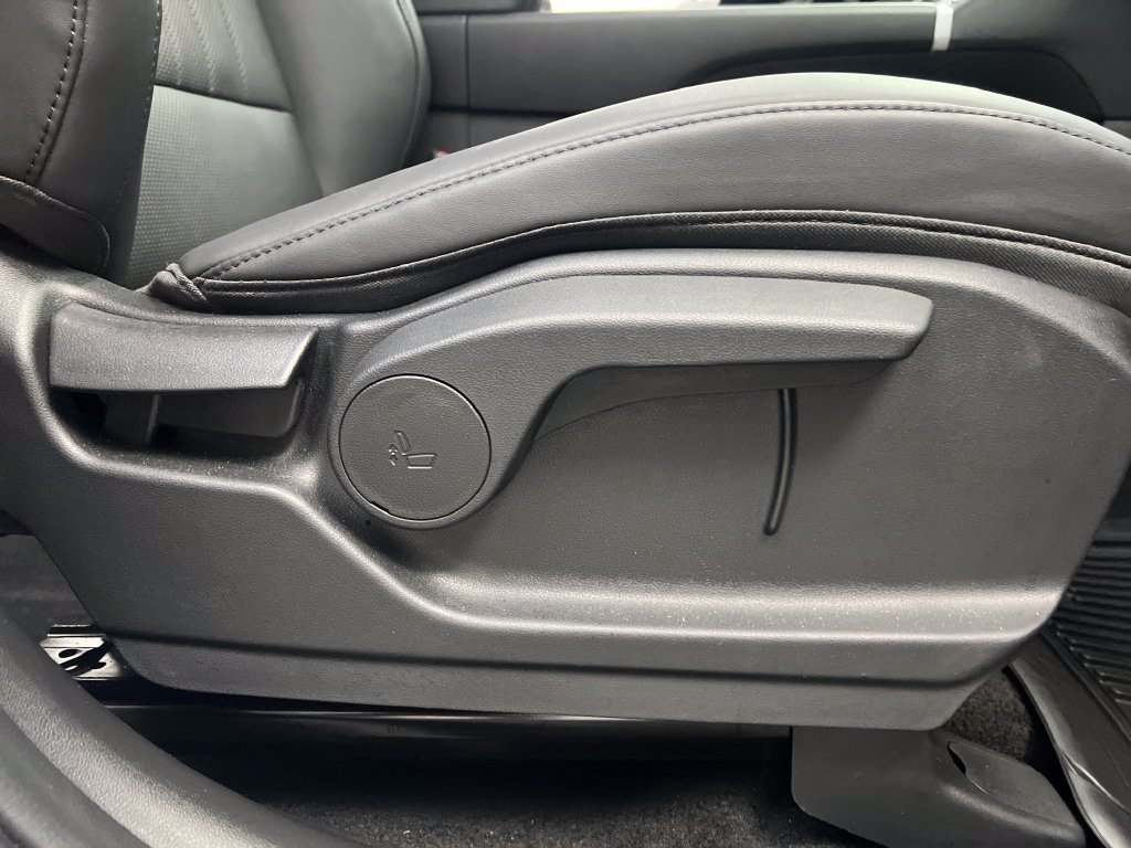 Used 2026 Hyundai Santa Fe SEL FWD image 35