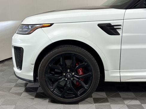 Used 2022 Land Rover Range Rover Sport SVR Carbon Edition AWD/4WD image 12