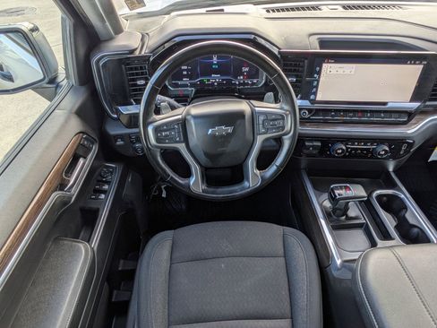 Used 2023 Chevrolet Silverado 1500 LT Trail Boss w/ Convenience Package II image 28