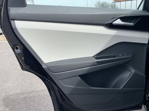 New 2026 Volkswagen Taos S FWD image 11