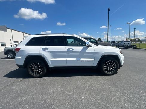 Used 2019 Jeep Grand Cherokee Limited w/ Luxury Group II AWD/4WD image 6