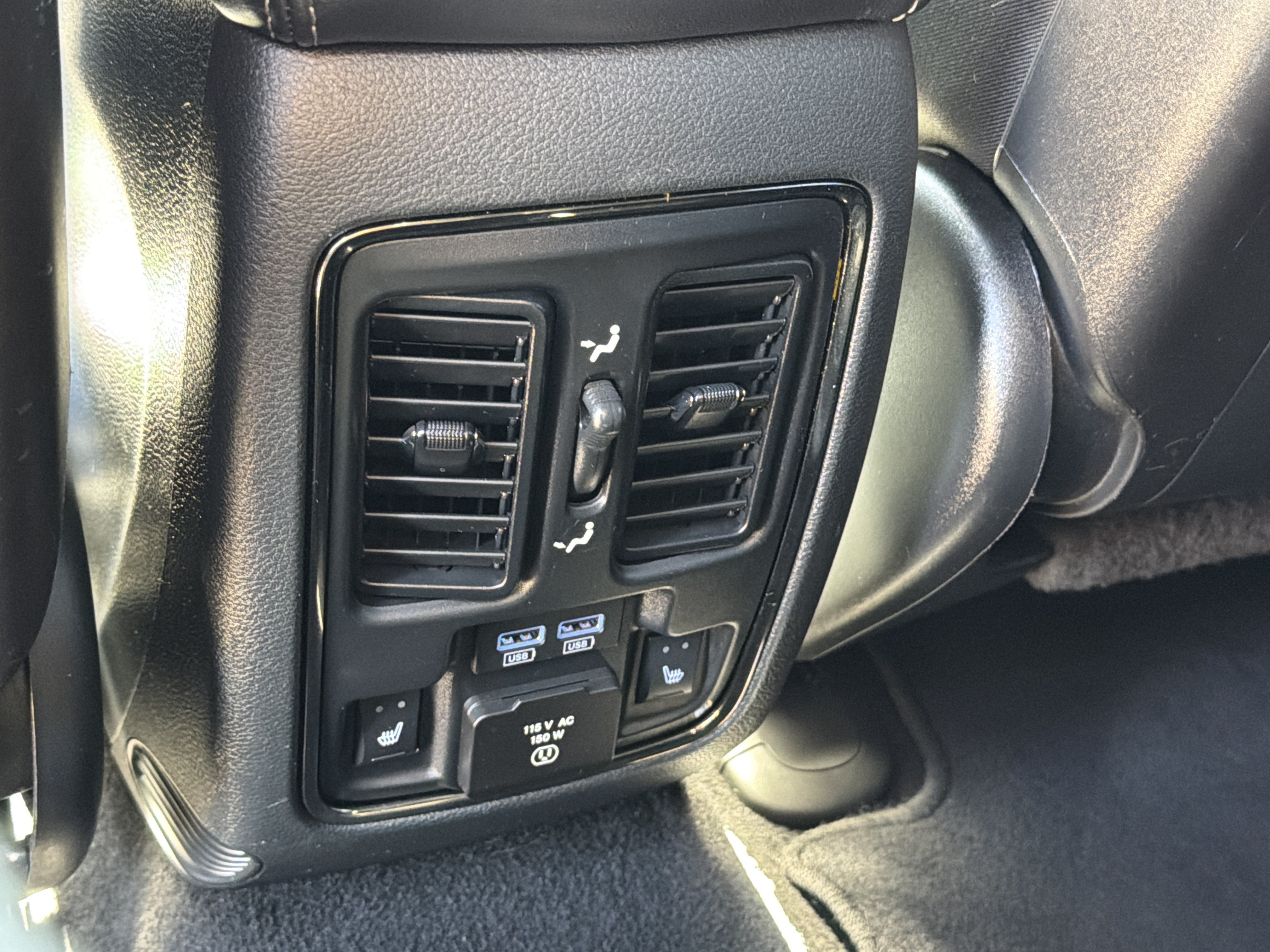 Used 2020 Dodge Durango R/T w/ Blacktop Package AWD/4WD image 14