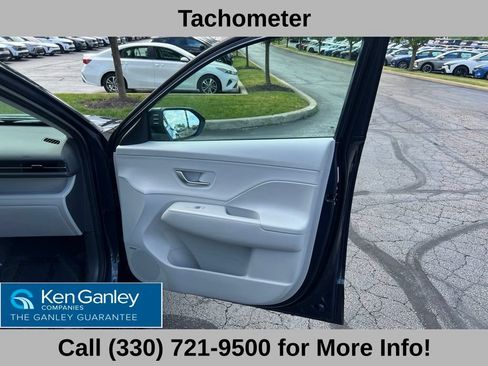 Used 2025 Hyundai Kona Limited AWD/4WD image 58
