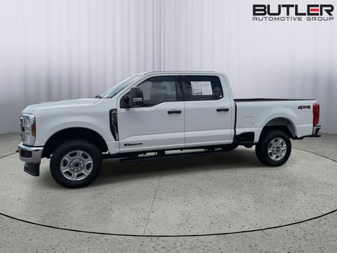 Used 2025 Ford F250 XLT AWD/4WD image 5