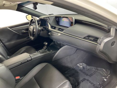 Used 2021 Lexus ES 300h w/ Premium Package FWD image 29