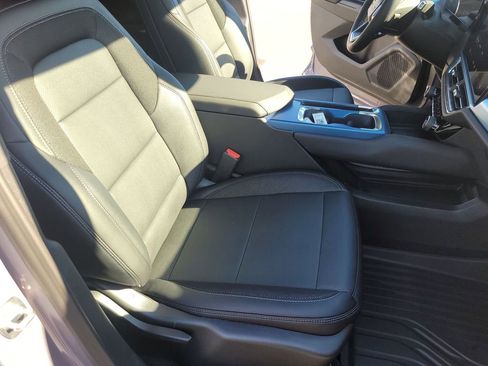 New 2026 Chevrolet Equinox EV LT image 27