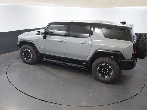 New 2024 GMC Hummer EV 2X w/ Extreme Off-Road Package image 44