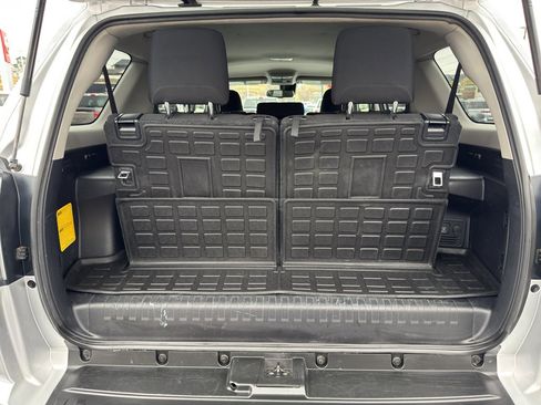 Used 2022 Toyota 4Runner SR5 image 7