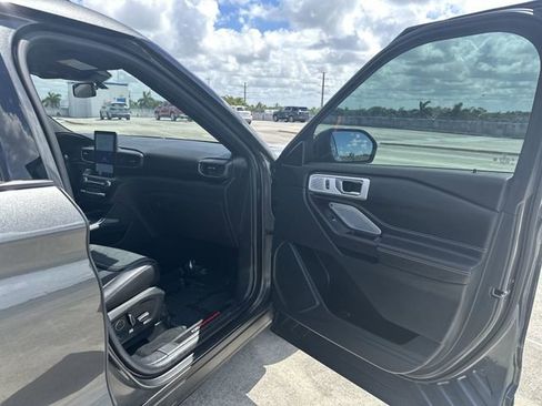 Used 2020 Ford Explorer ST w/ Premium Technology Package AWD/4WD image 29