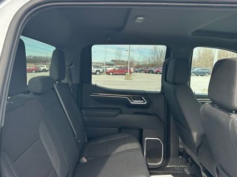 Certified 2026 Chevrolet Silverado 1500 LT image 39